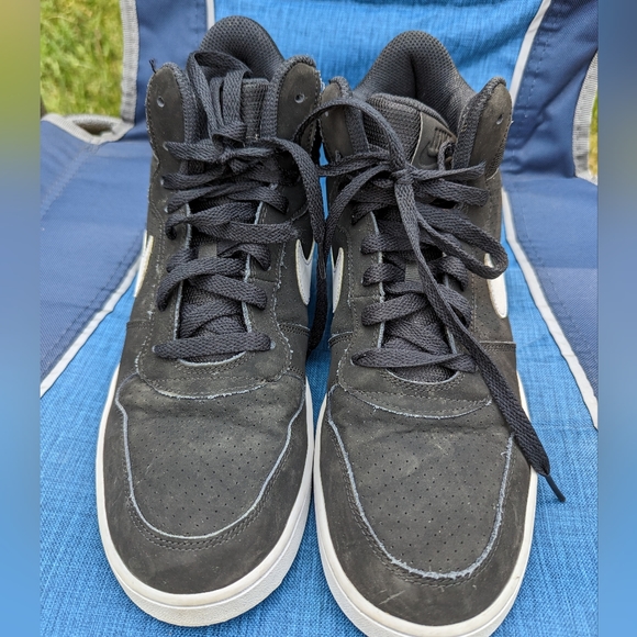 Nike men's hi-tops size 9.5 - Picture 2 of 7